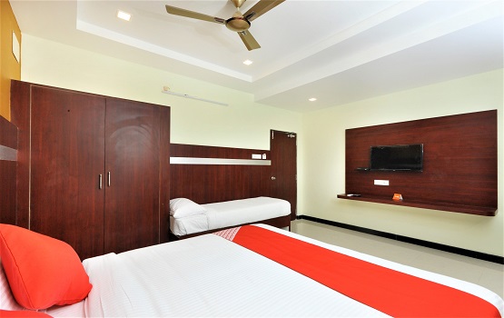 Deluxe Triple Room Style#3